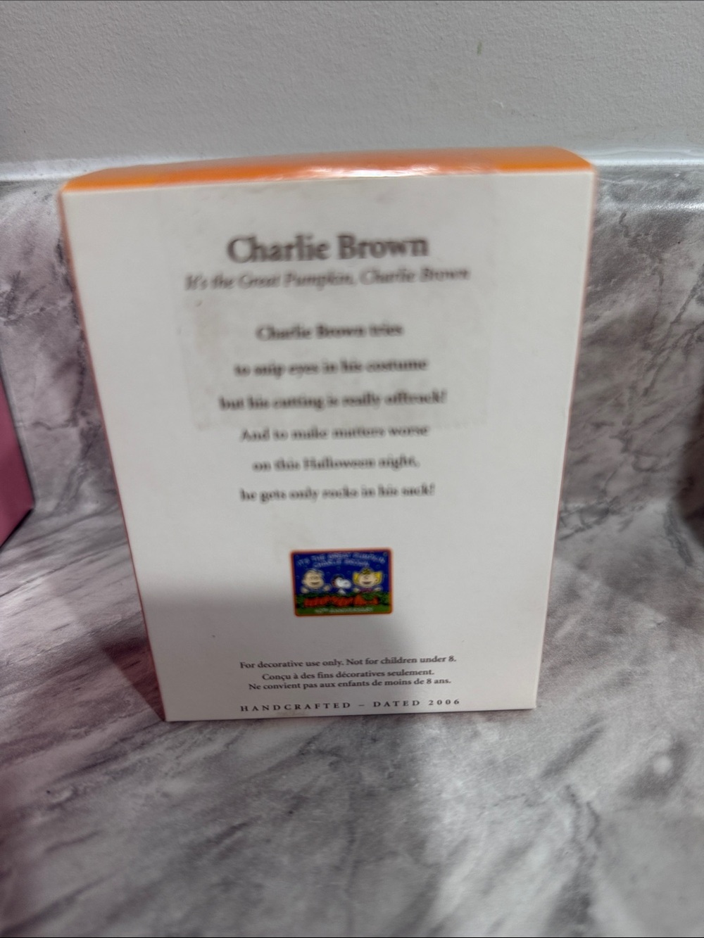 Hallmark Keepsake Peanuts Halloween Ornaments 2006 Charlie Brown & Lucy w/ Boxes - Picture 9 of 10